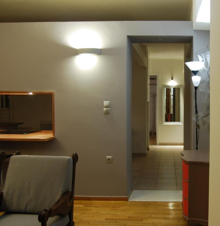 Affordable Luxury Garden Apartment Athens Ngoại thất bức ảnh