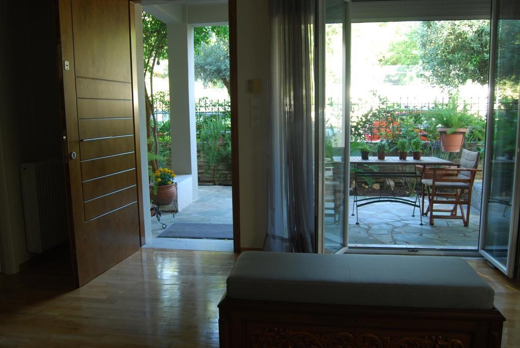 Affordable Luxury Garden Apartment Athens Ngoại thất bức ảnh