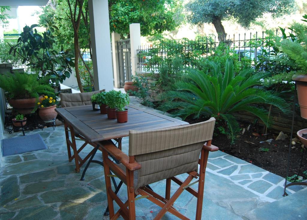 Affordable Luxury Garden Apartment Athens Ngoại thất bức ảnh