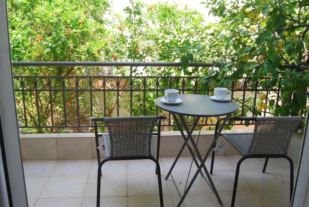 Affordable Luxury Garden Apartment Athens Ngoại thất bức ảnh